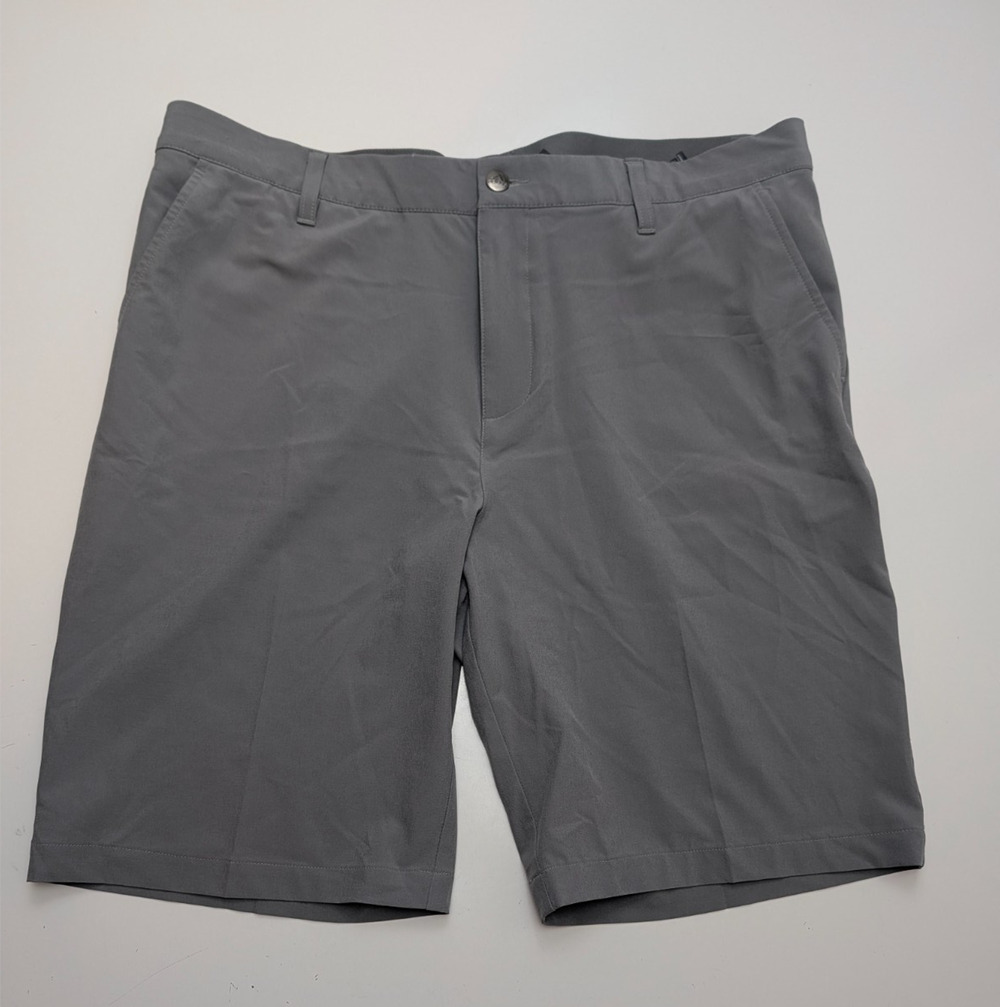Adidas Ultimate 365 Core 10 Inch Golf Men's Shorts Grey Gray Size 36 Stretch